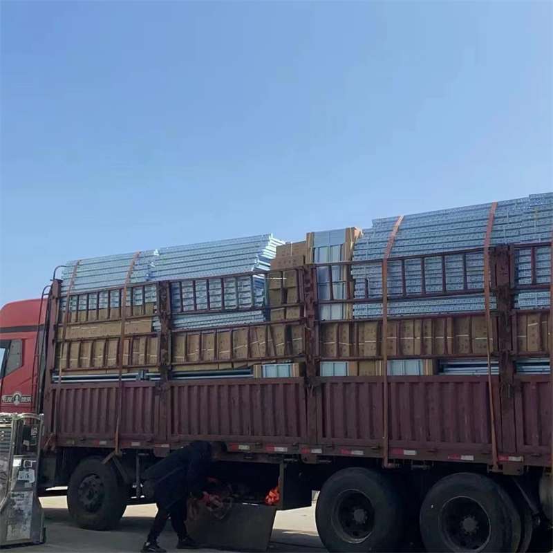 内蒙古乌兰察布商都县到新疆阿勒泰富蕴县物流公司，一站式服务